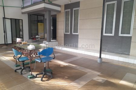 Dijual Rumah Bisa untuk Usaha di Pinggir Jalan Raya Kelapa Gading Jakarta Utara