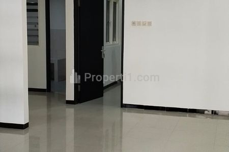 Jual Rumah Strategis di Jojoran Dharmahusada Gubeng Surabaya Timur