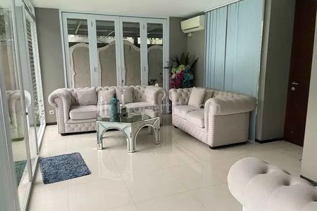 Jual Rumah 2 Lantai Mewah Bagus Hook di Bintaro, Pesanggrahan, Jakarta Selatan