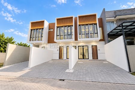 Jual Rumah New Gress Ready 2 Unit Nirwana Executive, Wonorejo, Rungkut, Surabaya Timur