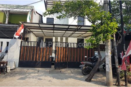 Dijual Rumah Murah 2 Lantai SHM Cash Only di Tenis Raya, Kapuk, Jakarta Barat