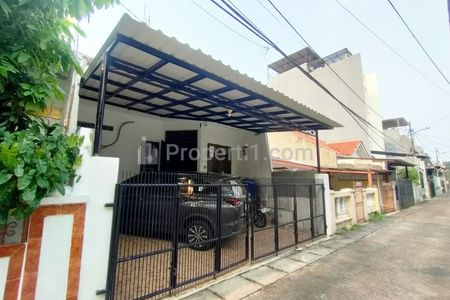 Dijual Rumah Bagus Semi Furnished dengan Lokasi Strategis di BCS Kelapa Gading, Jakarta Utara