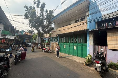 Dijual Rumah 2 Lantai SHM Cash Only di Rawa Selatan, Johar Baru, Jakarta Pusat