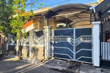Dijual Rumah Bisa untuk Gudang, Kantor, atau Hunian Pribadi di Lebak Timur, Dekat Raya Kenjeran, Surabaya Timur