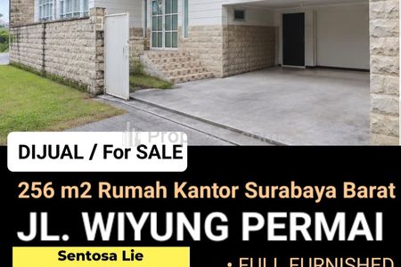 Dijual Rumah 2 Miliaran Area Dian Istana Residence Wiyung Surabaya Barat - Rumah Plus Kantor Perum Wiyung Permai Bonus Semi Furnished Modern
