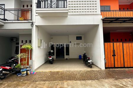 Dijual Rumah 2 Lantai di Gerbang Jakarta Bintara Kota Bekasi
