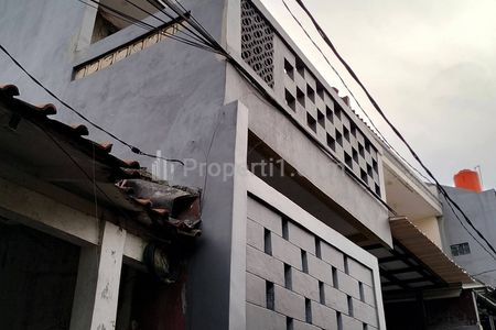 Jual Rumah 2 Lantai Siap Huni di Kukusan, Depok, Dekat ke Kampus UI