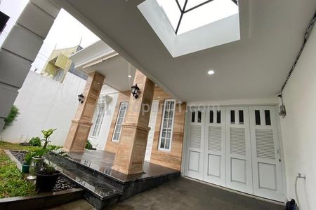 Dijual Rumah Modern di Bendungan Hilir Jakarta Pusat Tipe 2+1 Bedroom Full Furnished Siap Huni