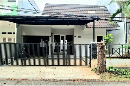 Disewakan Rumah Full Renovasi di BSD City Sektor 1.6 Griya Loka Tangerang Selatan - LT 180 m2 / LB 110 m2 - 4 Kamar Tidur + 3 Kamar Mandi - SHM