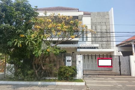 Jual Rumah Jemursari Timur Mewah Jalan Lebar Surabaya Timur