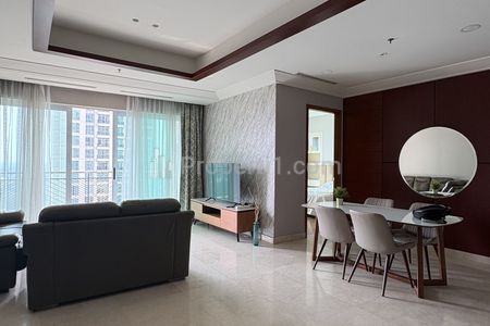 Living room & dining