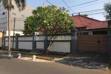 JUAL Rumah Luas dan Siap Huni di Area Rawamangun Jakarta Timur Furnished