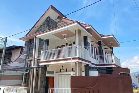 Dijual Villa Murah Semi Furnished di Sidomulyo Sumberejo Batu