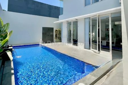 Dijual Rumah Bukit Golf Internasional Citraland Surabaya Barat - Private Pool Kolam Renang - New Full Furnished Modern - Garasi Carport 3 Mobil