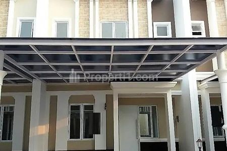 Disewakan Rumah Murah Bagus 2 Lantai di Cluster La Seine Jakarta Garden City Jakarta Timur Siap Huni Minimalis Modern