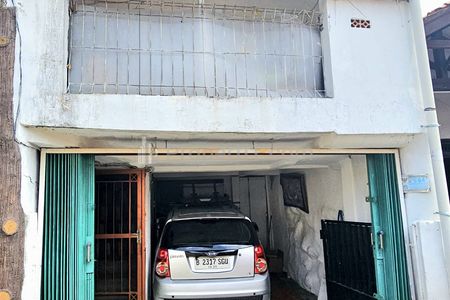 Dijual Rumah Cantik Strategis di Pondok Labu, Cilandak, Jaksel