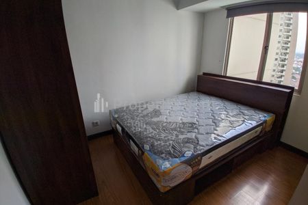 Disewakan Apartemen Waterplace Residence Tower C Surabaya Barat 2BR Full Furnished View Pool City
