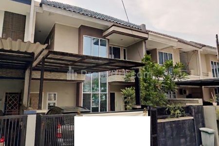 Dijual Rumah Terenovasi di Taman Modern Jakarta Timur