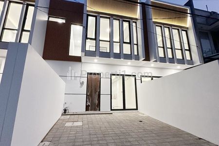 Dijual Rumah Nirwana Eksekutif, Surabaya - Pilihan Rumah Tipe Standar dan Hook, Bonus Tandon Atas & Pompa Booster
