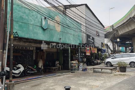 Dijual Bangunan Tua Hitung Tanah di Pinggir Jalan Utama Mayestik Jakarta Selatan