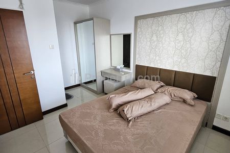 Disewakan Apartemen Waterplace Pakuwon Indah Surabaya Barat Full Furnished 3+1 BR