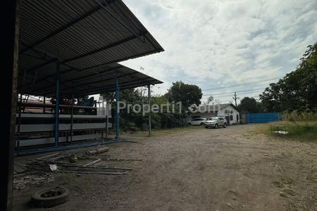 Disewakan Tanah dan Bangunan Perlu Renov di Raya Cangkir Driyorejo Gresik