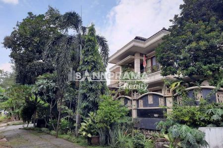 Dijual Rumah Second 2 Lantai Murah Siap Huni di Cinere Depok