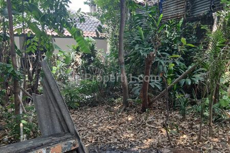 Dijual BU Harga di Bawah NJOP Lahan Potensial 303m² SHM di Ciracas Jaktim, Cocok untuk Investasi Pasif (Kost/Kontrakan