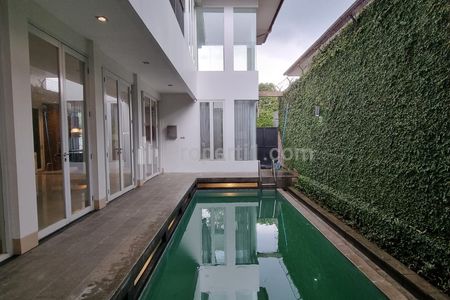 For Rent Luxury 4BR House with Private Pool in Pondok Indah, South Jakarta | Building Size 820 sqm