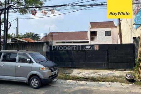 Dijual Rumah Aset Lelang Jalan Darmokali Wonokromo Surabaya LT 476m2 SHM