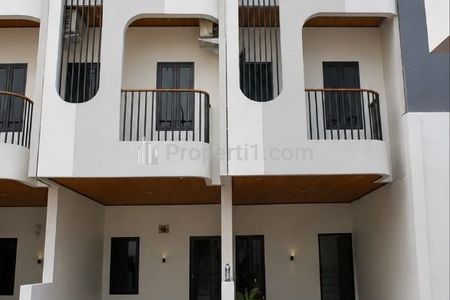 Dijual Rumah Baru 3 Lantai di Utan Kayu Utara Jakarta Timur dekat LRT Pramuka, St. Manggarai, Monas, Pasar Jatinegara