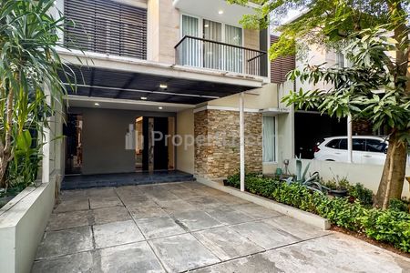 Dijual Rumah Siap Huni Terawat dengan Private Pool di Serenia Hills, Lebak Bulus, Jakarta Selatan