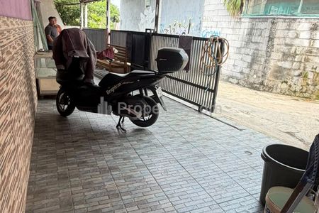 Dijual Murah Rumah Bagus Strategis di Cikaret, Cibinong, Bogor