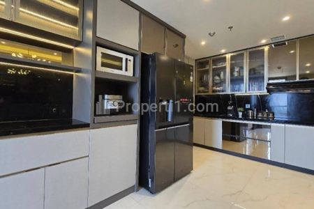 Dijual Apartemen Mewah La Viz Mansion Surabaya Connect Pakuwon Mall 3+1 BR Furnished Tinggal Bawa Koper Harga Termurah