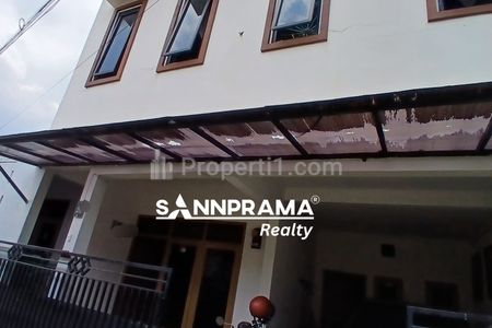 Dijual Rumah Second Murah Siap Huni Lokasi Strategis di Mampang Depok