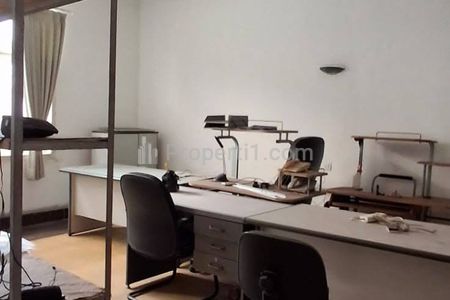 Dijual Rumah 0 Jalan Raya Dinoyo, Cocok untuk Hotel, Klinik, Kantor, Supermarket, Kost Ekslusif, Surabaya Pusat