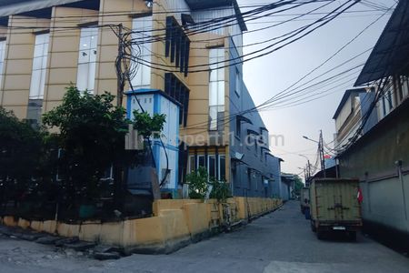 Dijual Gedung 4 Lantai SHM Cash Only di Vikamas Selatan, Kapuk Muara, Jakarta Utara