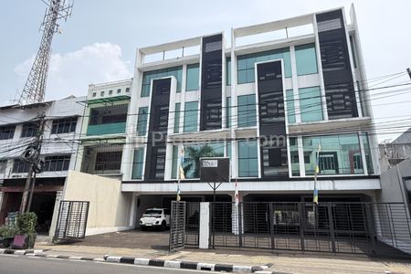 Dijual Gedung dengan Dua Tampak Muka di Jatinegara Jakarta Timur
