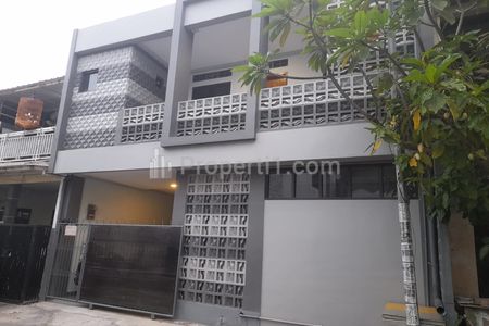 Jual Rumah 2 Lantai Murah Lokasi Strategis di Margahayu Raya Metro Soekarno Hatta Bandung