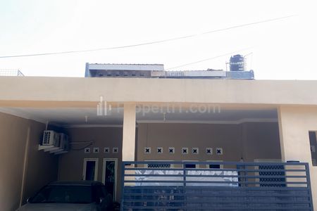 Dijual Murah Rumah 2 Lantai di Perum Griya Kebraon Surabaya