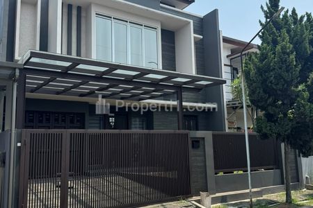Jual Rumah Mewah dan Luas Harga Murah di Singgasana Pradana Dekat Tol Moh. Toha Bandung