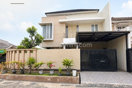 Dijual Rumah Hook Taman Pondok Indah Wiyung