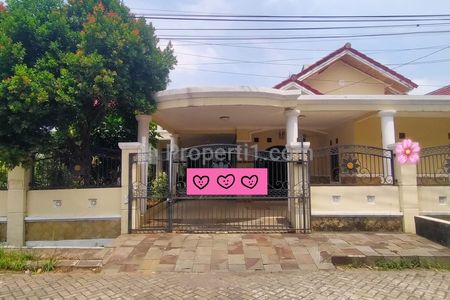 Disewakan Cepat Rumah Semi Furnished Posisi Hook di Taman Harapan Baru Bekasi Dalam Cluster