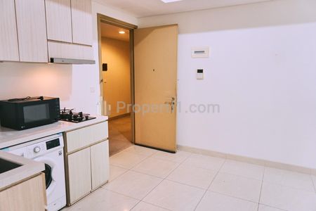 Disewakan Apartemen Sedayu City Suite 3 BR Semi Furnished Siap Huni