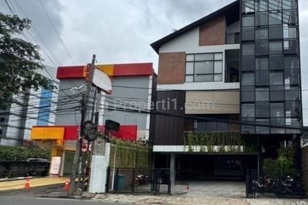 Dijual Bangunan Komersil untuk Office/Tempat Usaha/Resto di Area Kebayoran Baru Jakarta Selatan | SSPN0188