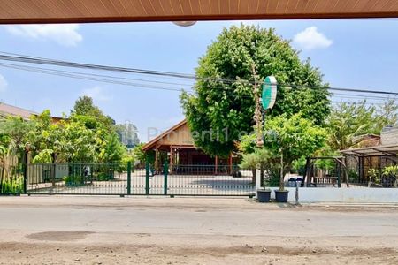 Dijual Cepat Tanah Strategis Bonus Bangunan Ex Resto Selangkah dari Kampus Universitas Sanatadarma dan AMIKOM Sleman Yogyakarta