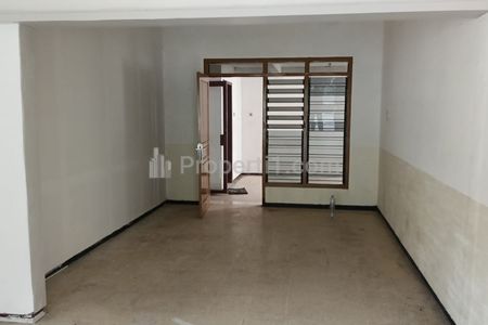Disewakan Rumah Pusat Kota Murah Jl. Hamsah Fansuri Surabaya