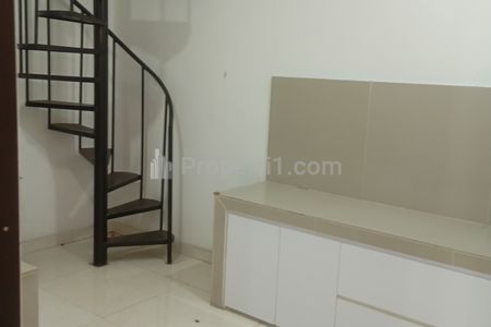 Dijual Rumah Minimalis di Taman Surya 5 Jakarta Barat