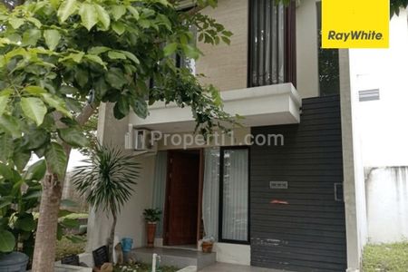 Dijual Rumah Aset Lelang North West Lake Citraland Surabaya LT 55m2 SHM