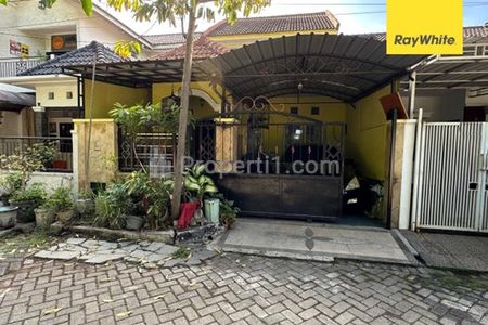 Dijual Rumah Aset Lelang Jalan Jajar Tunggal Wiyung Surabaya LT 107m2 SHM